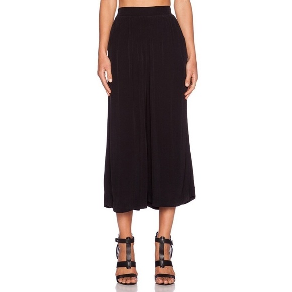 Sanctuary Soft Ankle Crop Pant in Black Medium - Picture 1 of 7